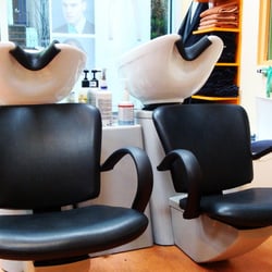Kosmetik Haar & Nagelstudio