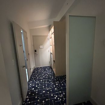 Colony House Motor Lodge - Hotels Near Me - Roanoke, Virginia