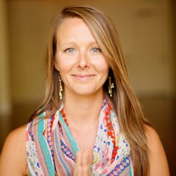 Empowered Pregnancy - Chelsea Rothert - Birth Doula, Childbirth Educator, Mindful Parenting Coach, Yoga Instructor