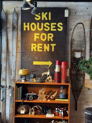 Tannersville Antique & Artisan Center by null