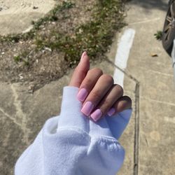 Hollywood Nails