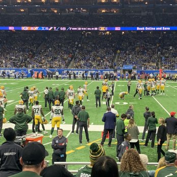 Ford Field - Stadiums & Arenas Near Me - Detroit, Michigan Ford Field - Stadiums & Arenas Near Me - Detroit, Michigan