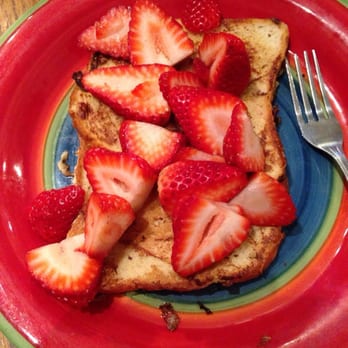 Strawberry Place - Strawberry French toast - Breakfast & Brunch Near Me - Nyack, New York Strawberry Place - Strawberry French toast - Breakfast & Brunch Near Me - Nyack, New York