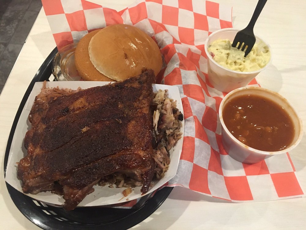 TOPS BARBQ 12 Photos & 33 Reviews Barbeque 313 Stateline Rd W