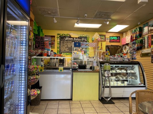 Key Lime Pie Bakery by null