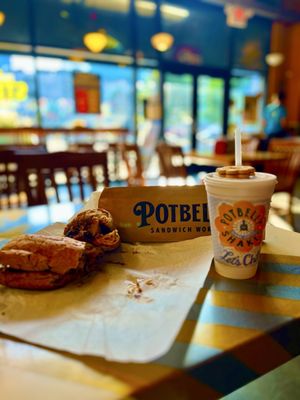 Potbelly by null