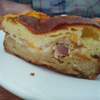 Perla Baking - Ham and cheese quiche - Coffee & Tea Near Me - DeFuniak Springs, Florida Perla Baking - Ham and cheese quiche - Coffee & Tea Near Me - DeFuniak Springs, Florida