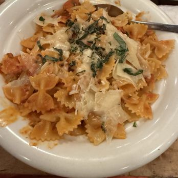 Lou Malnati's Pizzeria - The bowtie pasta delicious it came with vodka sauce highly recommend - Pizza Near Me - Naperville, Illinois Lou Malnati's Pizzeria - The bowtie pasta delicious it came with vodka sauce highly recommend - Pizza Near Me - Naperville, Illinois