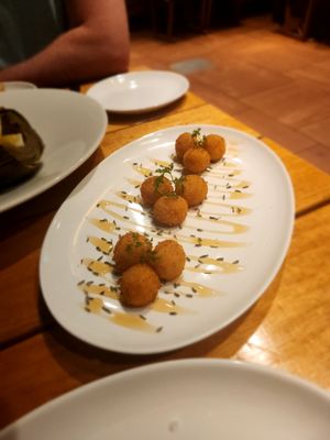 Ox and Anchor by null