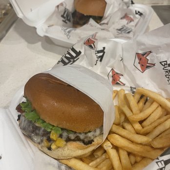 Tnt burger - Street burger - Food Trucks Near Me - Tampa, Florida