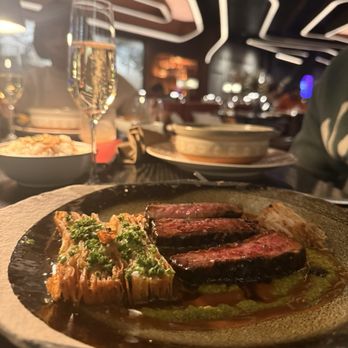 Metropolis - M's Steak - American Near Me - New York, New York