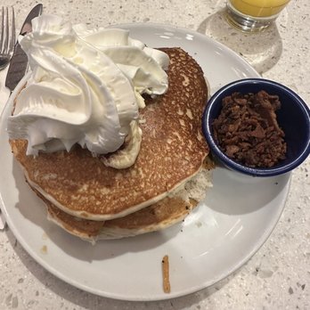 Viand - Tiramisu pancakes - Breakfast & Brunch Near Me - New York, New York