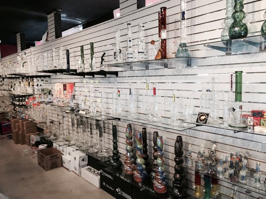 Planet Zong Smoke Shop - CLOSED, 4726 W Olive Rd, Glendale, AZ 85302, US