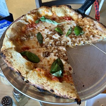 Lake Tahoe AleWorX Reno - Happy Hour Pizza - Brewpubs Near Me - Reno, Nevada