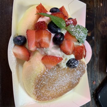 Eggcellent Souffle Pancake - Strawberry Blueberry Yogurt Souffle Pancake - Desserts Near Me - Flushing, New York