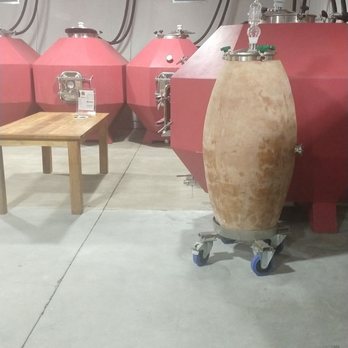 Big Head Wines - Wineries Near Me - Niagara-on-the-Lake, Ontario Big Head Wines - Wineries Near Me - Niagara-on-the-Lake, Ontario
