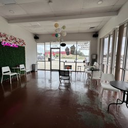 Gotcha Boba - Indoor seating