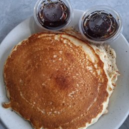 My breakfast came with an side of delicious pancakes. Yum. My breakfast came with an side of delicious pancakes. Yum.