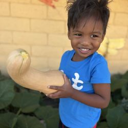 Sierra Preschool & After School - Exploring the garden !