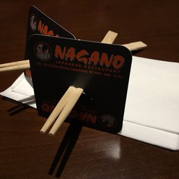Chopsticks come like this Chopsticks come like this