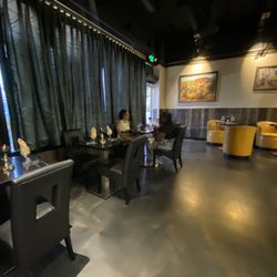 IQ Bar And Grill