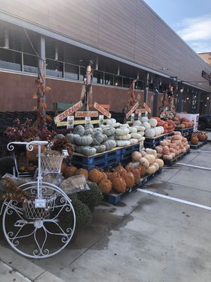 Central Market by null