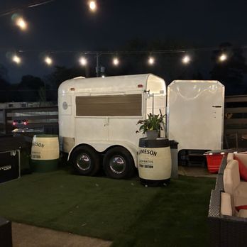 Fatty Arbuckles Pub - Little horse trailer serving booze out in front of this new establishment. Outdoor couches with fire pits too. Rad times ten. - Cocktail Bars Near Me - Shreveport, Louisiana Fatty Arbuckles Pub - Little horse trailer serving booze out in front of this new establishment. Outdoor couches with fire pits too. Rad times ten. - Cocktail Bars Near Me - Shreveport, Louisiana