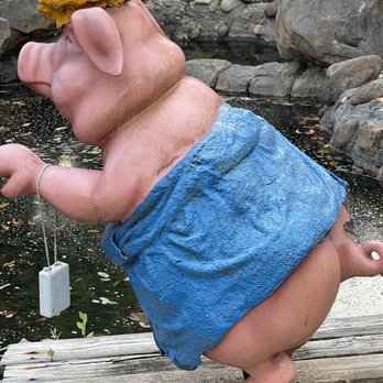 Ripley's Old MacDonald's Farm Mini Golf - Mini Golf Near Me - Sevierville, Tennessee Ripley's Old MacDonald's Farm Mini Golf - Mini Golf Near Me - Sevierville, Tennessee