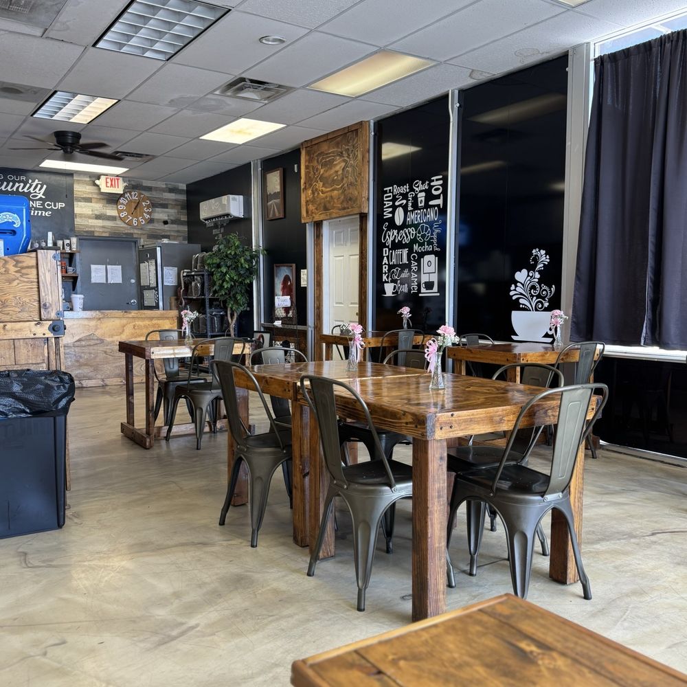 Que Suave Cafe - Seating - Coffee & Tea Near Me - Socorro, New Mexico Que Suave Cafe - Seating - Coffee & Tea Near Me - Socorro, New Mexico