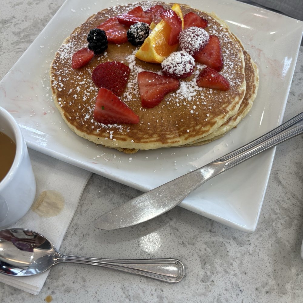 Cafe Mimosa - Pancakes - Breakfast & Brunch Near Me - Rohnert Park, California