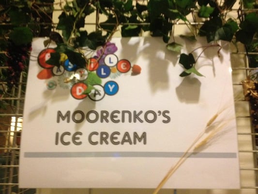Moorenko's Ice Cream Café by null