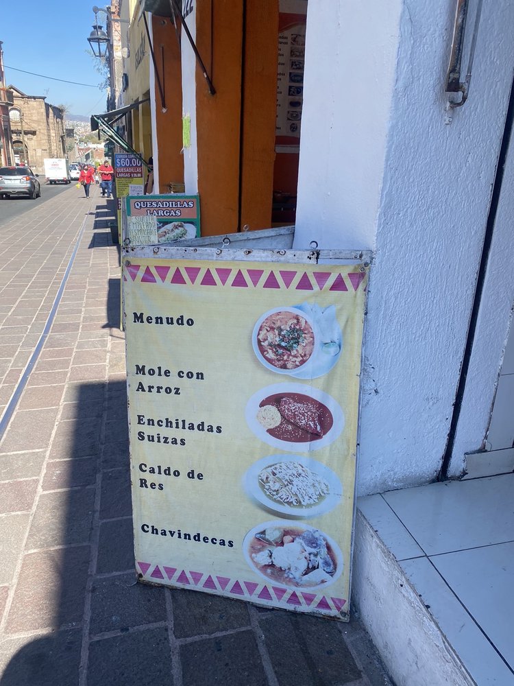 COCINA ECONOMICA Y QUESADILLAS PACO C. Valentín Gómez Farias 222, Morelia, Michoacán, Mexico