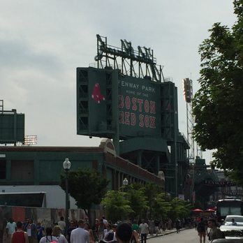 Fenway Park - Stadiums & Arenas Near Me - Boston, Massachusetts