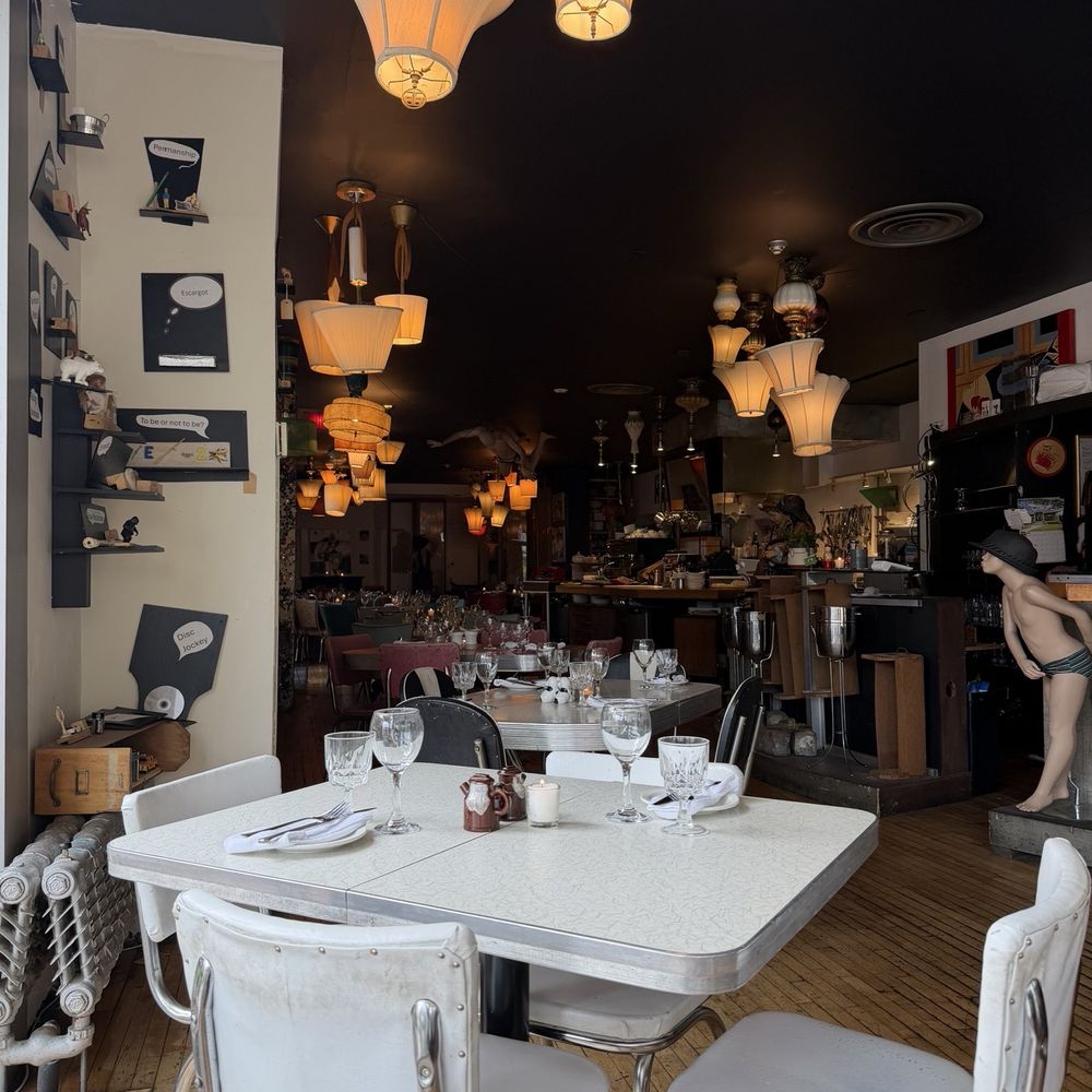 Cabotins - French Near Me - Montreal, Quebec