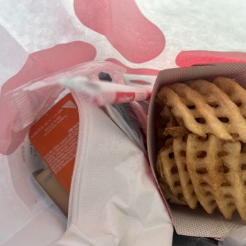 Chick-fil-A - Grilled nuggets and fries - Fast Food Near Me - Covington, Georgia