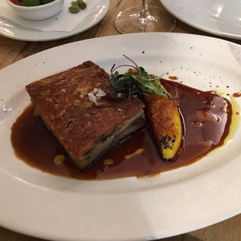Santa Gula - Suckling pig with mango - Spanish Near Me - Barcelona, B Santa Gula - Suckling pig with mango - Spanish Near Me - Barcelona, B
