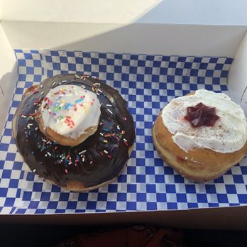 DG Doughnuts - Biggie Smalls and Guava with Cream cheese - Bakeries Near Me - Ocoee, Florida DG Doughnuts - Biggie Smalls and Guava with Cream cheese - Bakeries Near Me - Ocoee, Florida
