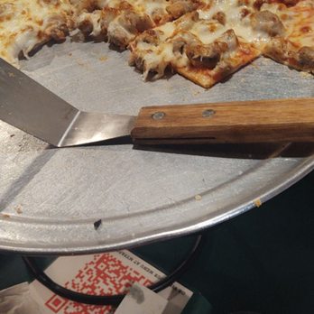 Papa Vito's Belleville - Came here from out of town. We got two pies and hands down the best pizza I've ever had. Dave portnoy needs to come rate this - Pizza Near Me - Belleville, Illinois Papa Vito's Belleville - Came here from out of town. We got two pies and hands down the best pizza I've ever had. Dave portnoy needs to come rate this - Pizza Near Me - Belleville, Illinois