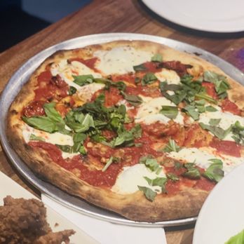 Yard House - Pizza.. happy hour - New American Near Me - San Jose, California Yard House - Pizza.. happy hour - New American Near Me - San Jose, California