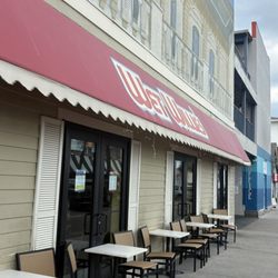 Wet Willie's