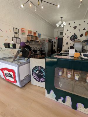 SWEET & COMFY by null