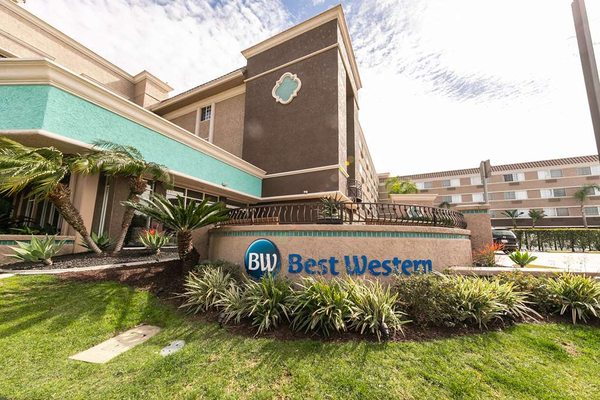 BEST WESTERN INN & SUITES SAN DIEGO - ZOO/SEAWORLD AREA - Updated ...