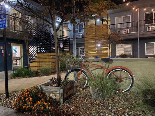 Americana Modern Hotel by null