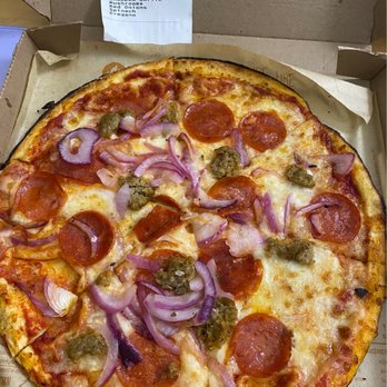 Blaze Pizza - Completely wrong online order: didn't put smoked ham, bacon, mushroom, spinach, or oregano. Also gave pepperoni when I didn't ask for that - Pizza Near Me - Hawthorne, California Blaze Pizza - Completely wrong online order: didn't put smoked ham, bacon, mushroom, spinach, or oregano. Also gave pepperoni when I didn't ask for that - Pizza Near Me - Hawthorne, California