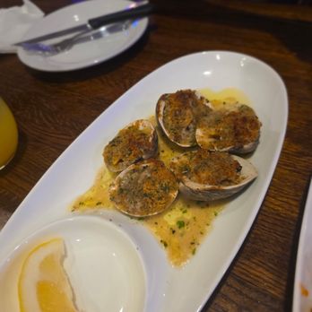 Popei's Clam Bar - Baked Clams - Seafood Near Me - Bethpage, New York