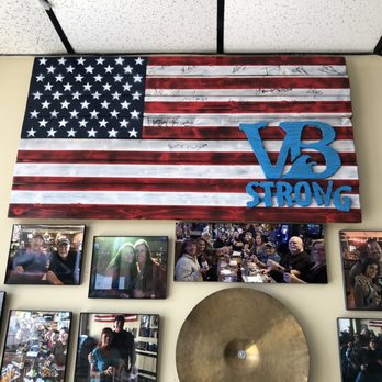 615 Bar & Grill - American Near Me - Virginia Beach, Virginia 615 Bar & Grill - American Near Me - Virginia Beach, Virginia