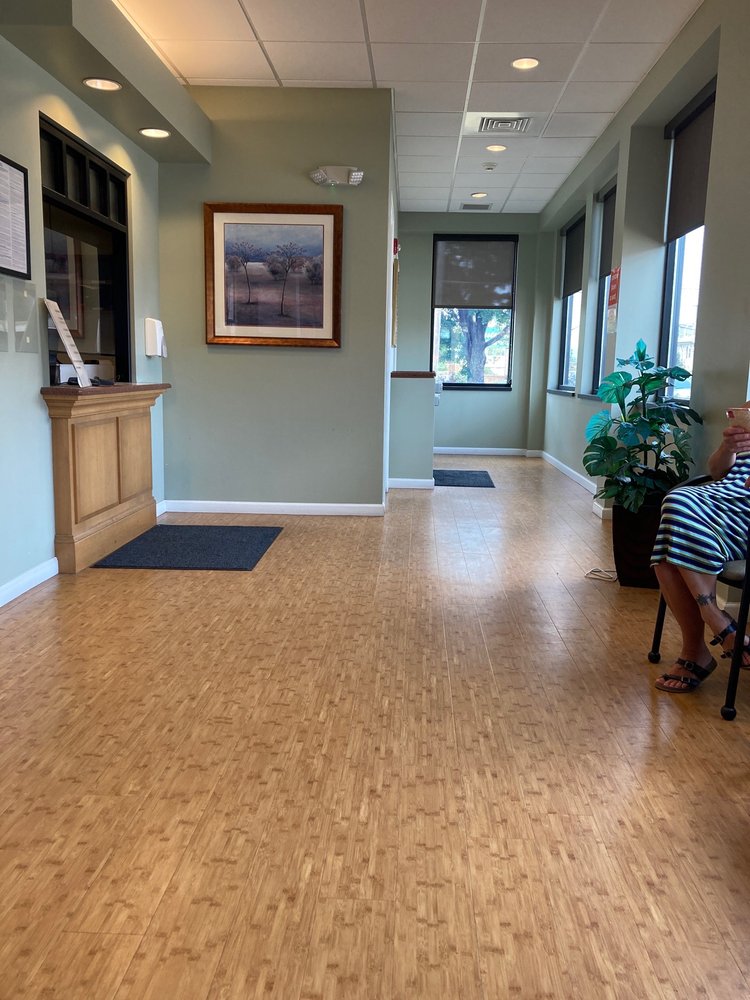MEDEXPRESS URGENT CARE Doctors 1048 Lincoln Way E MEDEXPRESS URGENT CARE Doctors 1048 Lincoln Way E