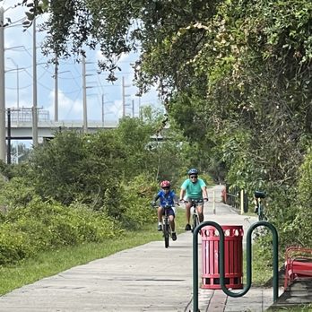 T-Rex Trail - Parks Near Me - Boca Raton, Florida