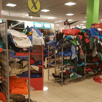 JCPenney - What a mess! - Department Stores Near Me - Antioch, California