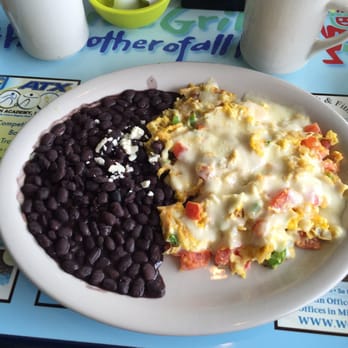 Curra's Grill - Oltorf - Amiga's with cheese! YUM! - Mexican Near Me - Austin, Texas
